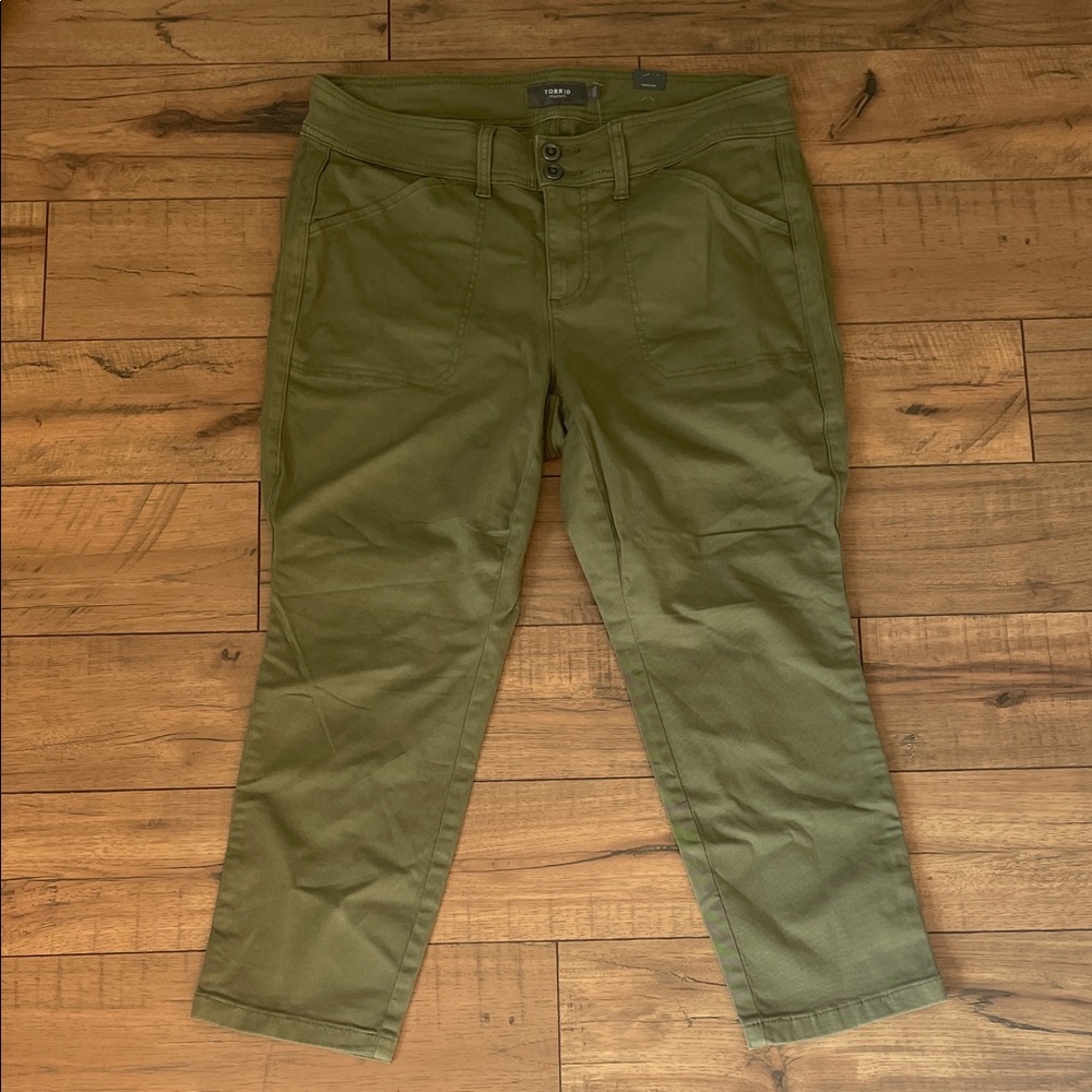 Torrid Green Cropped Skinny Pant